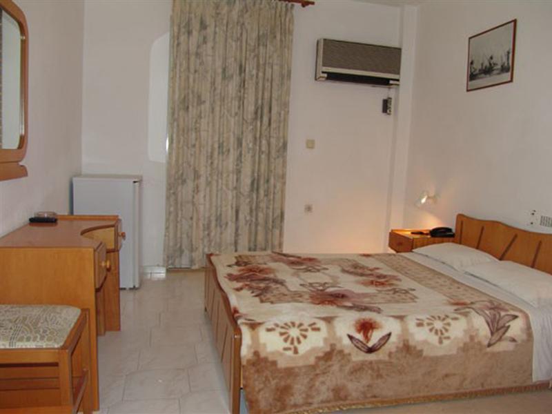 Galaxy Hotel Ierápetra Buitenkant foto